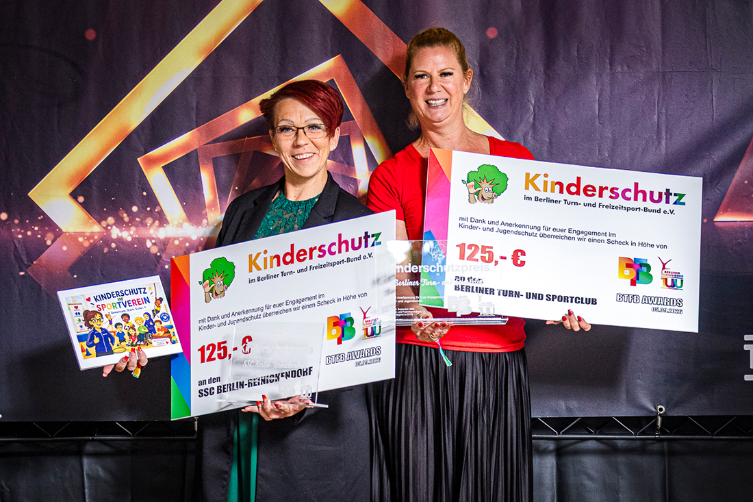 Die Preisträgerinnen des Kinderschutzpreises. (Foto: Sandra Schürmans)