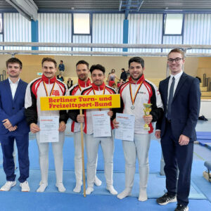 GTm-Deutschlandpokal-Senioren-Mannschaft-Karis-web Das Männer-Team AK30+ des Berliner Turn- und Freizeitsport-Bundes.